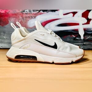 NIKE AIR MAX SZ 11.5